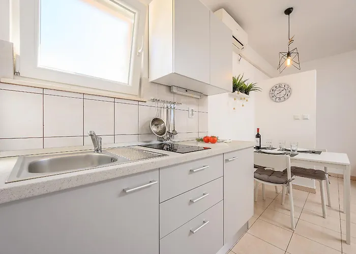 Apartman Mare *